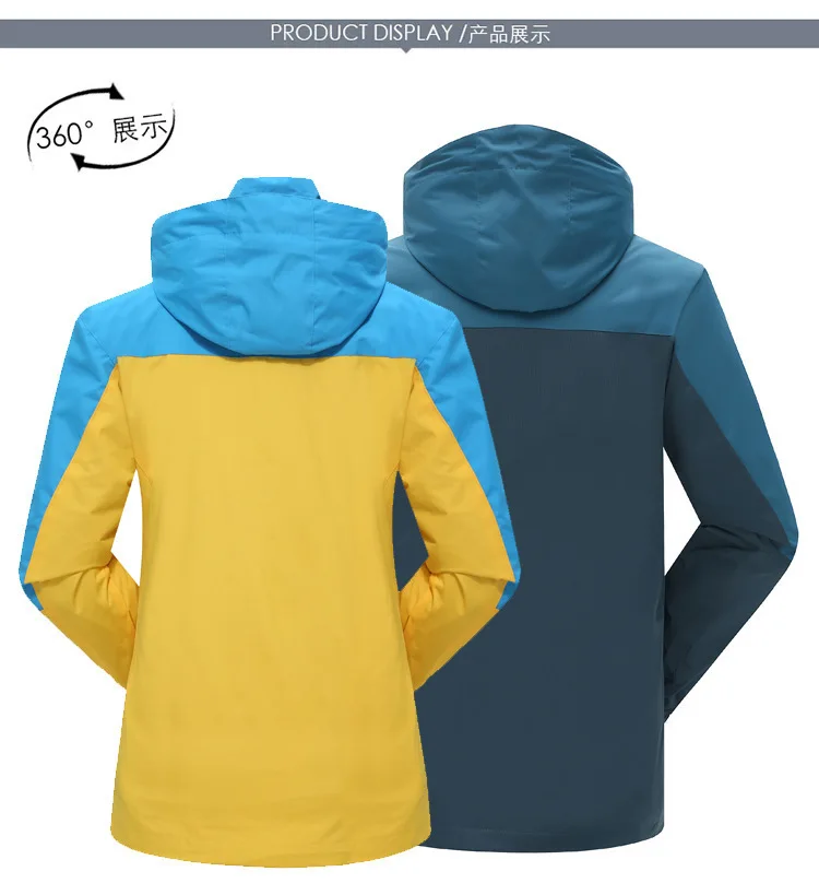 2403582772_1296719549