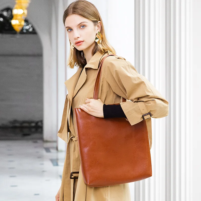 

Witfox Handbags for women vintage genuine soft leather big capacity totes ladies shopping package oil-wax leather water proof