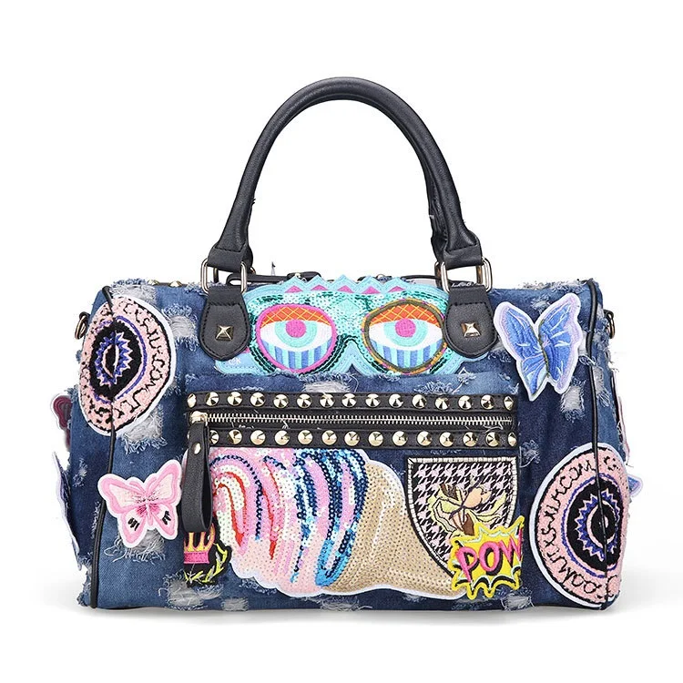2881173981_847742851