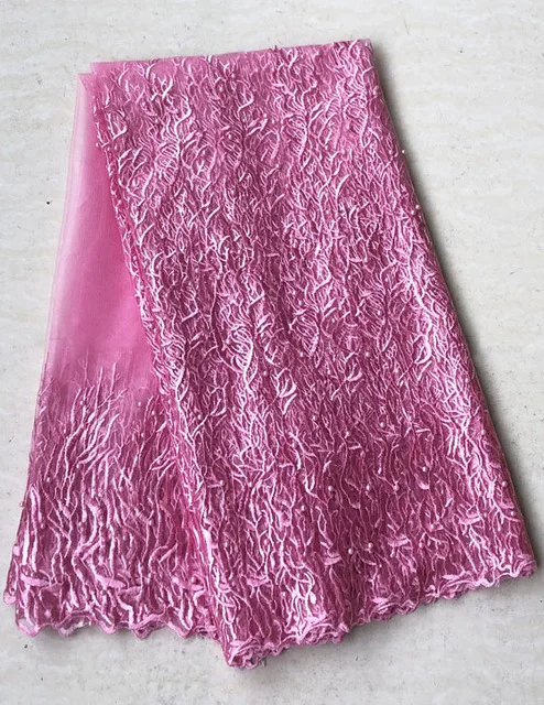 2018-Hot-koop-nigeriaanse-afrikaanse-kant-stoffen-franse-guipure-tulle-gold-line-bridal-kant-stof-voor.jpg_640x640 (1)