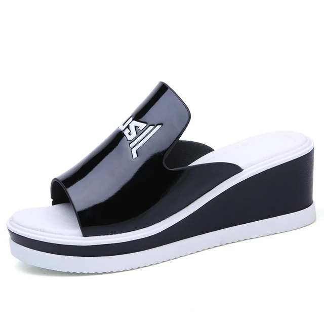 O16U Women Mules Sandals Wedge Platform Patent Leather Slip on High Heels Ladies Graffiti Sandals Fashion Summer Shoes Female