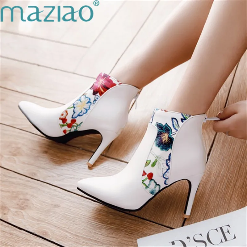 

Pointed Toe High Heel Sock Boots Suede Leather Short Ankle Boots for Women Sexy High Heel Women Boots Flower Pattern MAZIAO