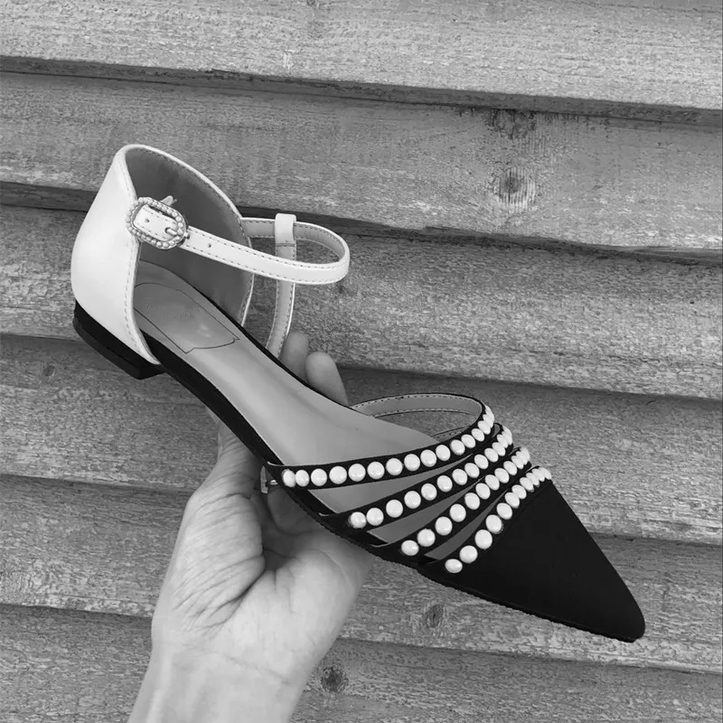 

2018 Hot Spring Summer Shoes Woman Sandals Ankle Strap Pointed Toe Pearls Sweet Sandals Designer Woman Flats Runway Shoes S