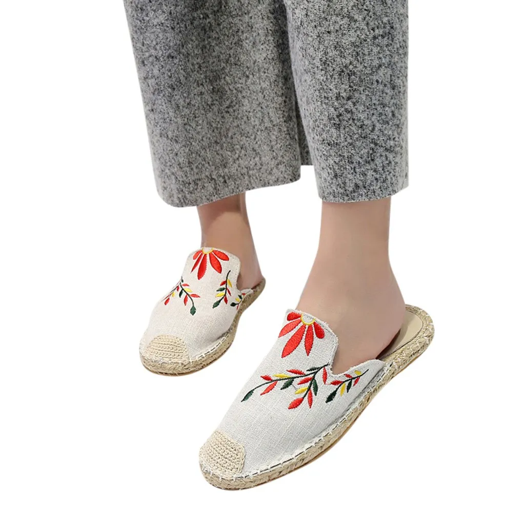 Сандалии для женщин; женская обувь Модные сандалии на плоской подошве с вышивкой; Повседневные тапочки с круглым носком Обувь zomerschoenen dames# BYY30