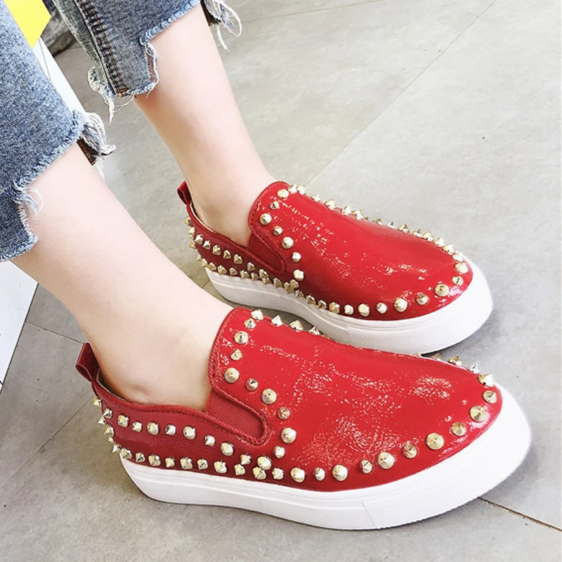 

SAILING LU New Rivet Platform Flats Women Red Loafers Slip On Round Toe Ladies Casual Creepers Daily Walking Shoes XWD7432