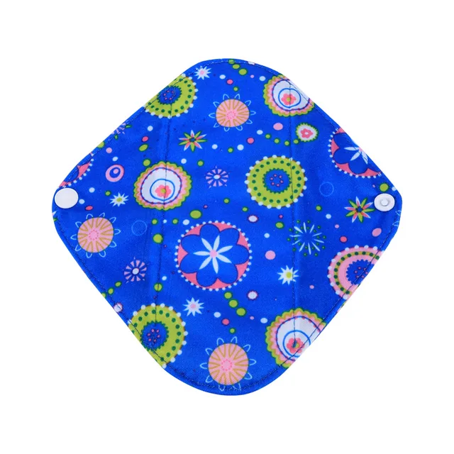 1PC Charcoal Bamboo Cloth Pads Bamboo Inner Washable Reusable Menstrual Pads Sanitary Pads Lady Cloth Pad Panty Liner 20x18cm