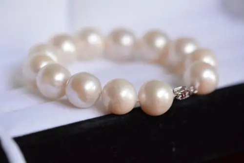 

A natural big size pearl bracelet 14KGP white clasp,12-13mm jewelry