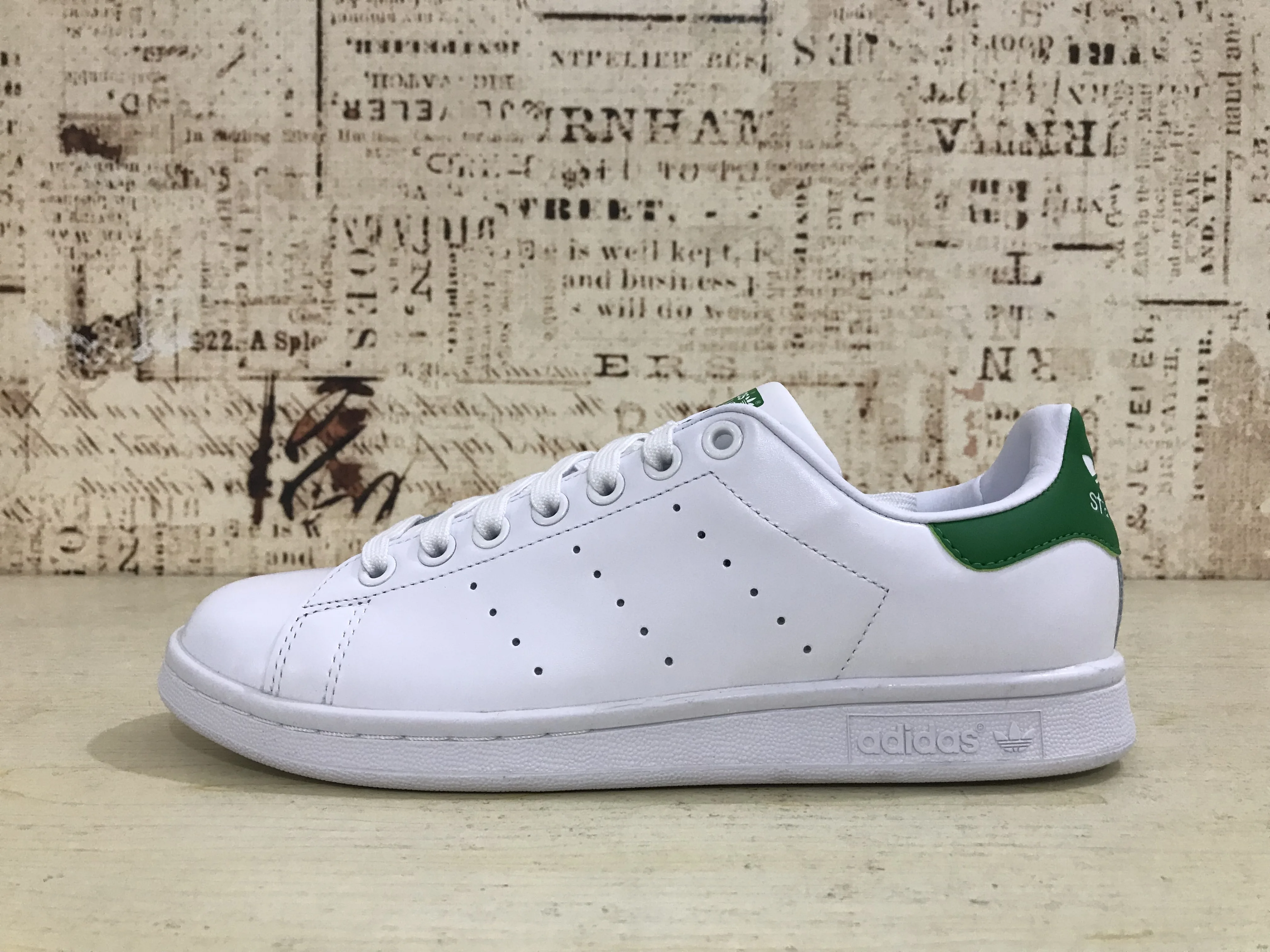 Authentic Arrival Originals Superstar Classics Unisex Stan Smith Breathable Walking Shoes Sneakers chaussure homme sport