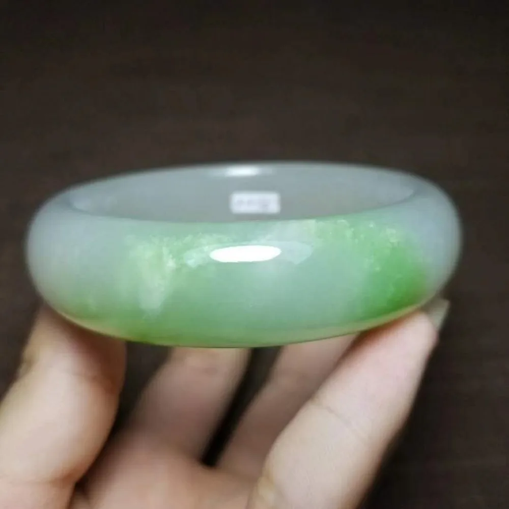 

J11#Qinghai material and Tianyu ice bottom green white jade bracelet