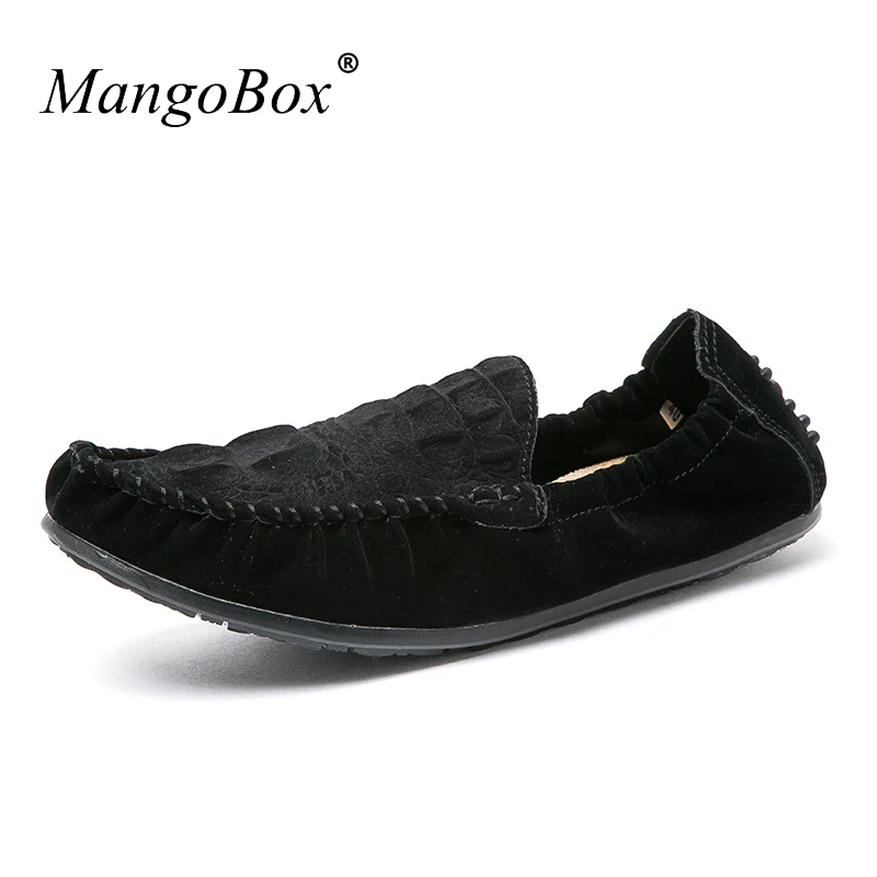 

2018 Breathable Driving Shoes Mans Light Weight Loafer Shoes Mens Pig Suede Leather Boat Shoes Men Slip On Shoes