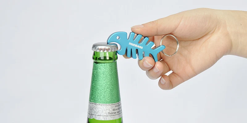 MUNKEES сортированная цветная открывашка для пивных бутылок алюминиевая ящерица рыба скутер брелок нога портативный брелок Рождественский Подарок Очаровательны мини