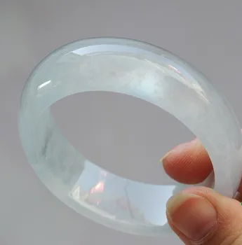 

Natural a jade glass kind of jade bracelet