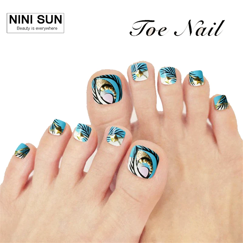 Plastic Wrap Nail Art Dye Nails 12 Easy Nail Art S Tips And Tricks For The Cutest Manicure Ever