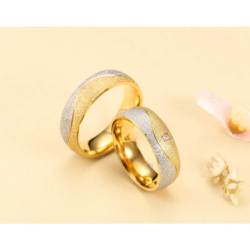 Vnox couple engagement ring for women men sand blasted gold color stainless steel CZ wedding rings Personalized jewelry