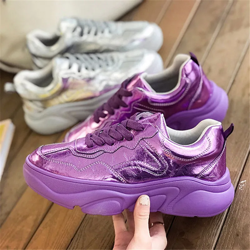 

2019 New spring fashion women sneakers Hot sale Ultralight Patent leather platform sneakers Simple casual Sequin shoes women