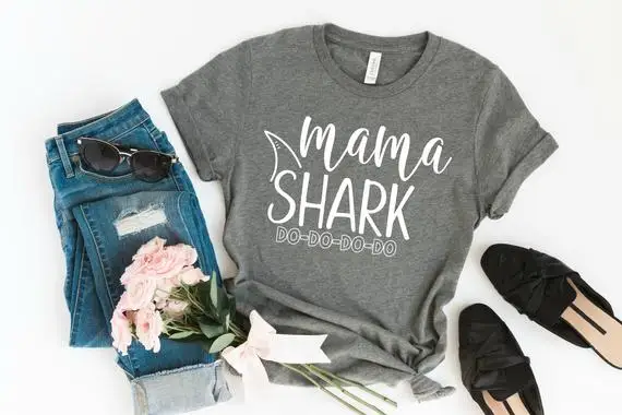 

PADDY DESIGN Mama Shark Graphic Tee Mommy Baby Family T-shirt Pregnancy Announcement Mother's Day Casual Women Top Drop Ship