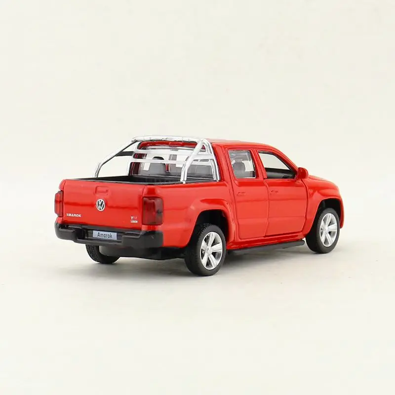 /литая под давлением металлическая Игрушечная модель/1:46 Масштаб Volkswagen Amarok пикапа/оттягивание/образовательная Коллекция/подарок для детей