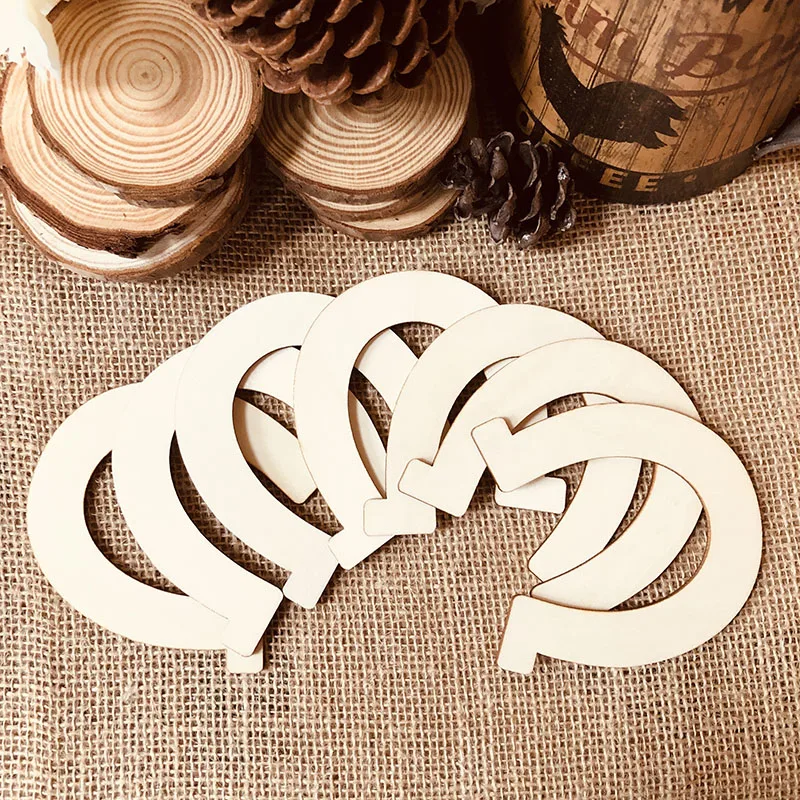 horseshoes wood slice (3)