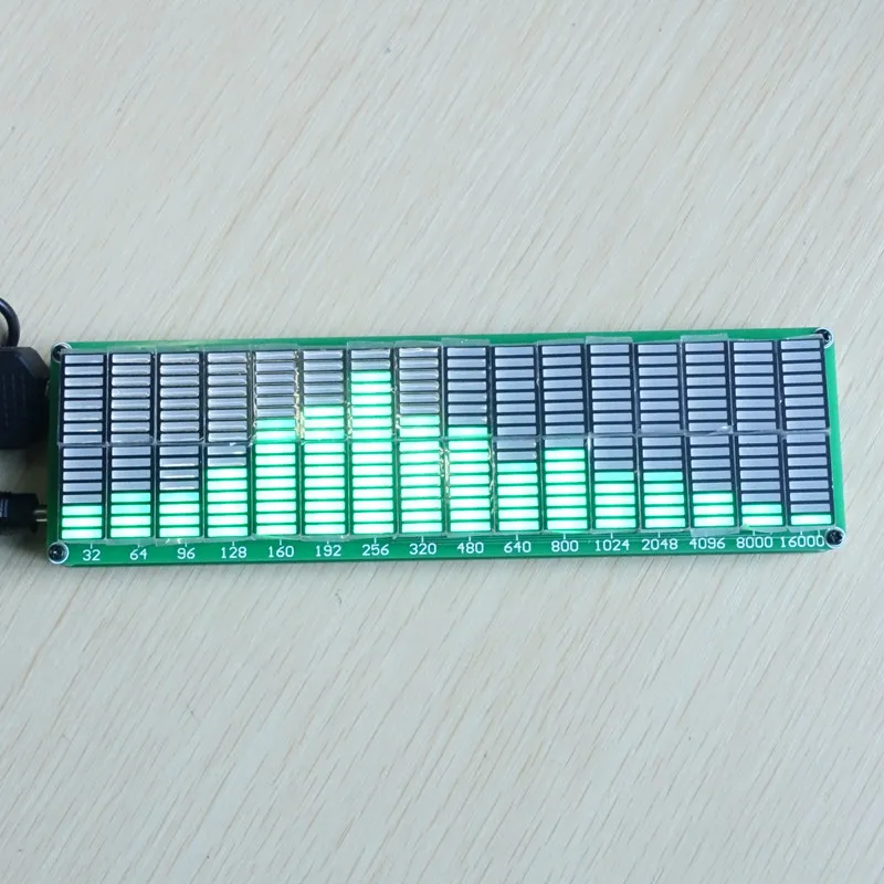 OLED музыкальный аудио индикатор спектра настольный MP3 ПК усилитель для мобильного