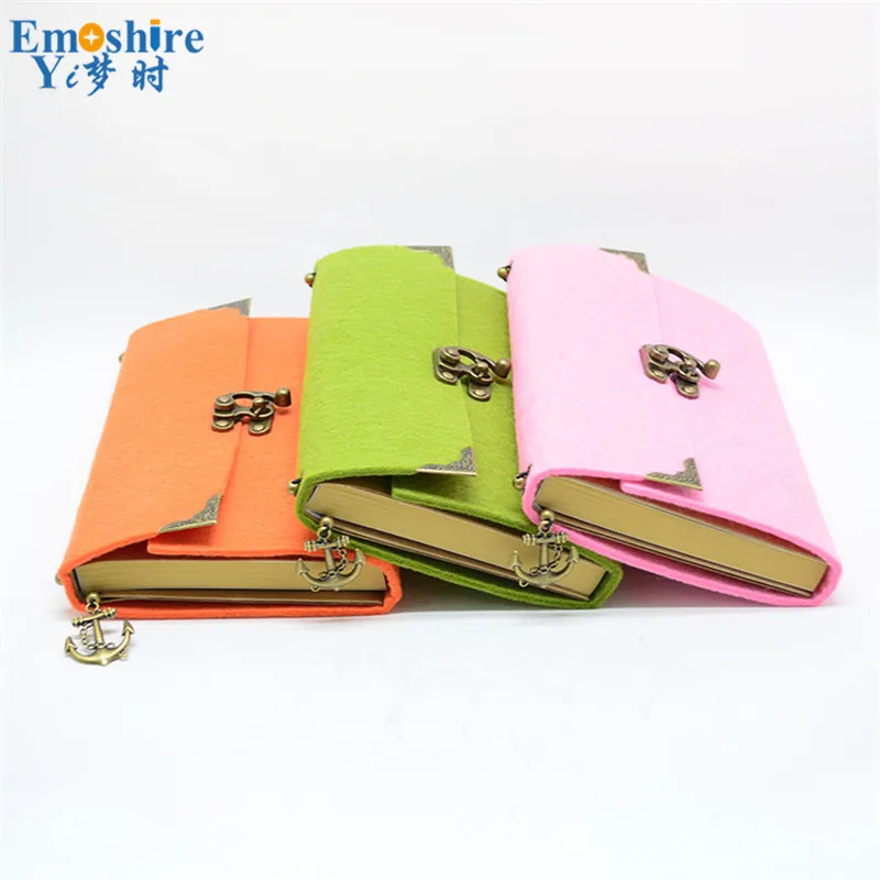 Emoshire A5 Medium felt loose-leaf loose-leaf Notepad Diary creative hand-made felt the custom logo (7)