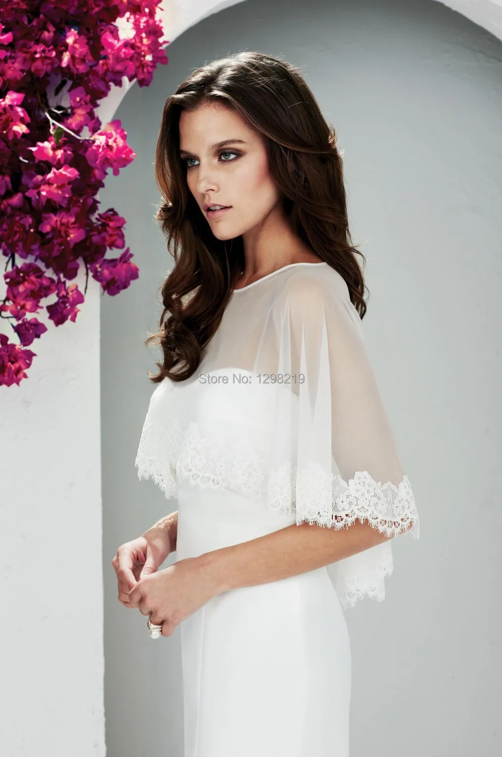 2014 Modest Glamorous White Lace Bridal Jackets Bolero With Stunning Bateau Chiffon Wedding Cape