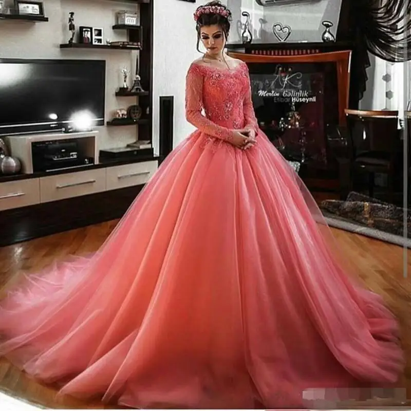 

Coral Long Sleeves Lace Tulle Ball Gown Prom Dresses Off the Shoulder Princess Arabic Evening Dress Formal Party Gowns Quincean