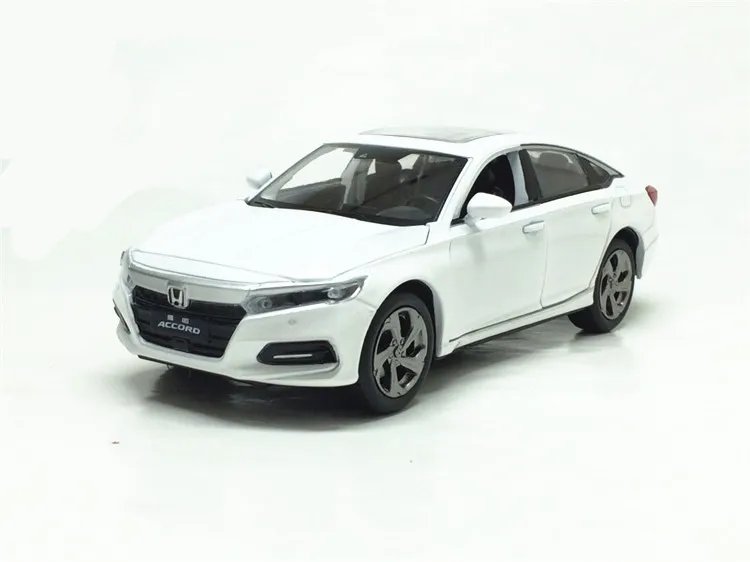 1/32 масштаб Honda Accord модель автомобиля игрушечный звуковой светильник литой под давлением металлический оттягивающий назад модель автомобиля игрушка для коллекции подарков - Цвет: Белый