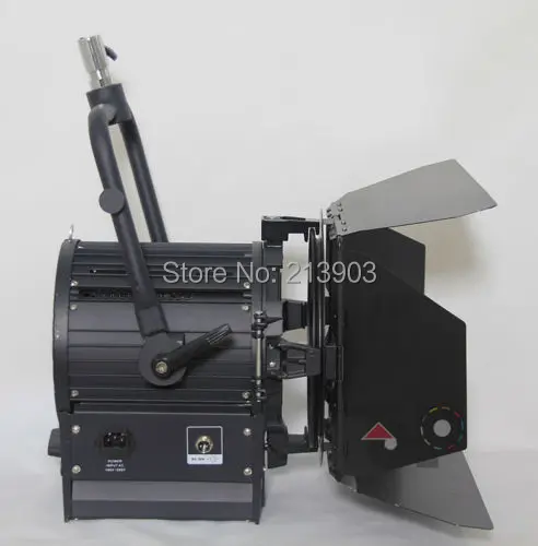 ALUMOTECH As Arri двухцветный 3200 5500K 200WX2 светодиодный френель Точечный светильник фирмы