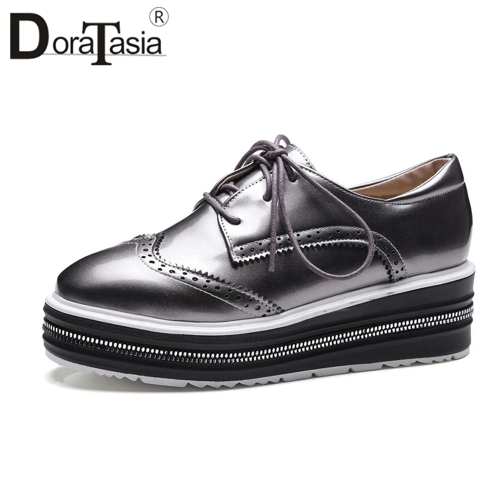 platform patent brogues