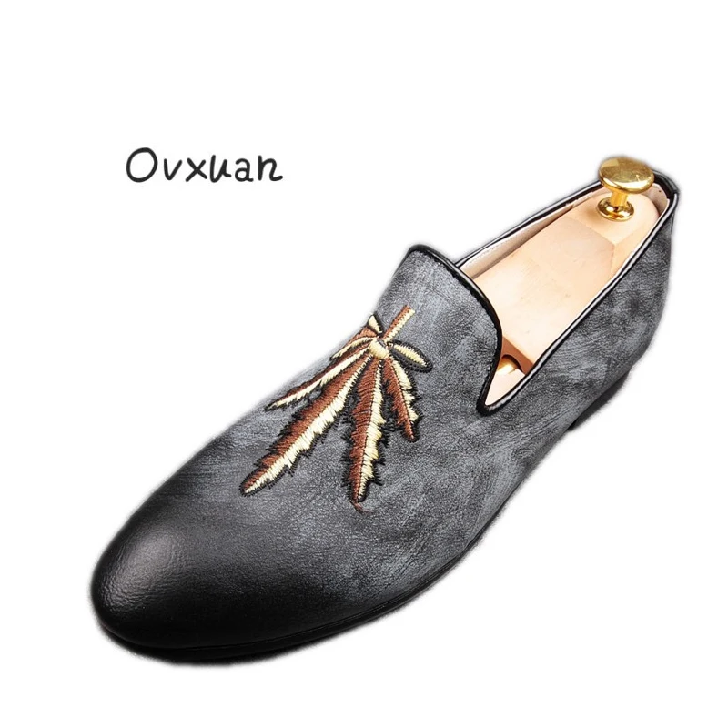 

Ovxuan New style fashion men loafers embroidery gold Leaf handmade men Slip on shoes party wedding men's flat Casual Red Bottom