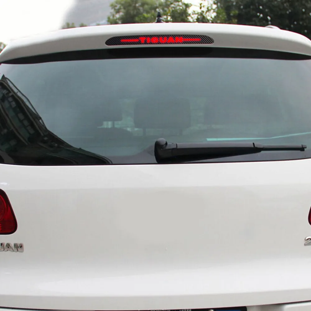Декоративная наклейка для стоп светильник из углеродного волокна Volkswagen Tiguan 2010 2011