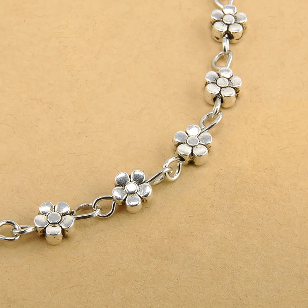 267566_no-logo_267566-0-10