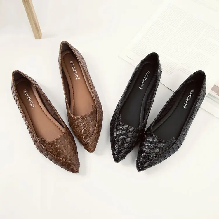 

Nice New Harajuku Style Women Shoes Retro flat-bottom Wild Korean Student Shoes