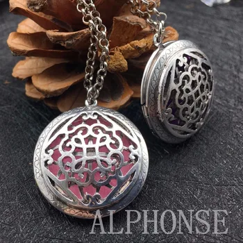 

1 Pack Magic Box Pendant Symmetric hollow pattern pendant necklace Christmas can open the essential oil diffusion phase box