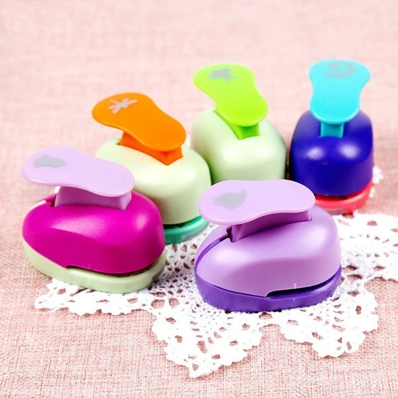 

1.5cm Paper Handmade Crafts and Scrapbooking Tool Mini Paper Punch For DIY Gift Card Punches Embossing device Die Cutter Machine