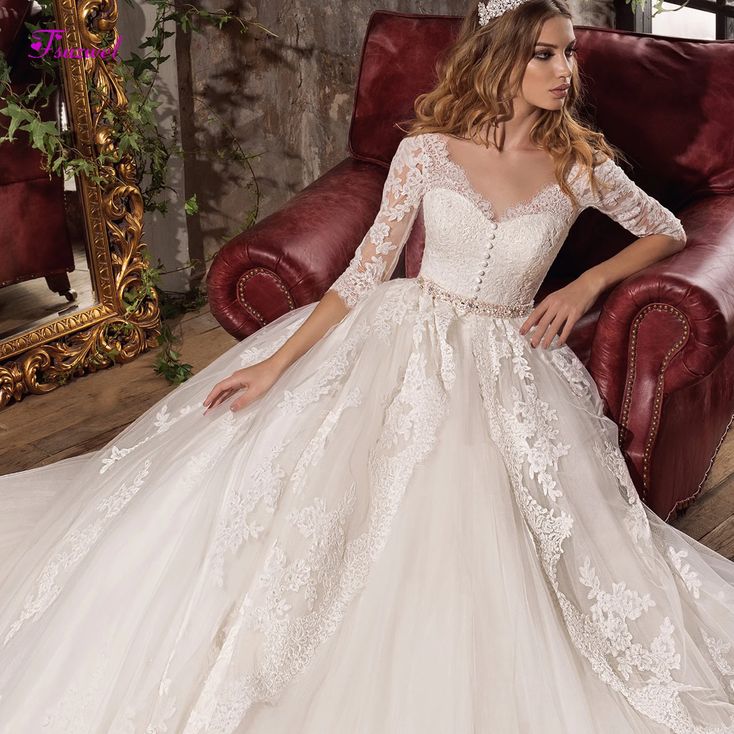 

Fsuzwel Charming V-Neck Appliques Half Sleeve A-Line Wedding Dresses 2020 Luxury Beaded Sashes Princess Bridal Gown Plus Size