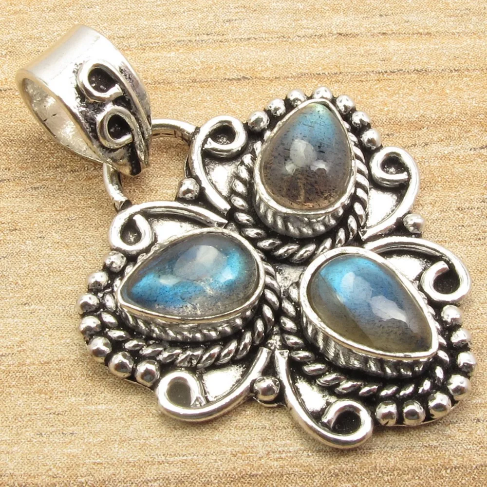 

CHRISTMAS Pendant, Blue Fire 3 Gemset LABRADORITE Silver Plated UNISEX Jewelry