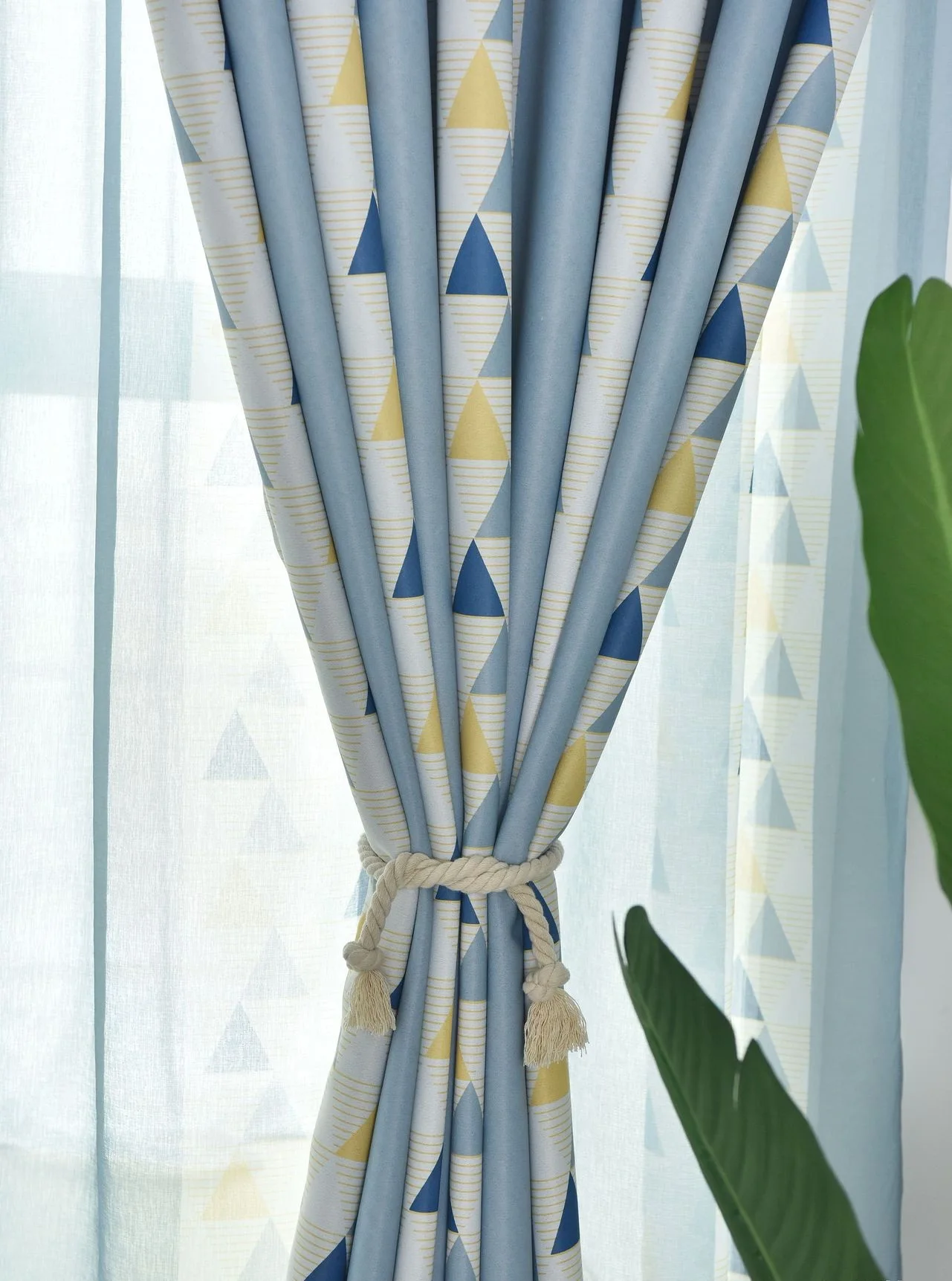 Простая в современном скандинавском стиле полоса затенение шторы для гостиной столовой спальни