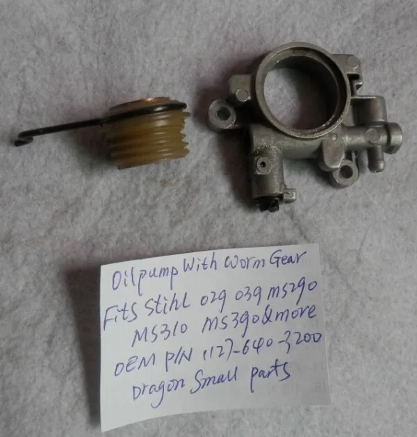 OIL PUMP WITH WORM GERR STIHL 029 039 MS290 310 390 3