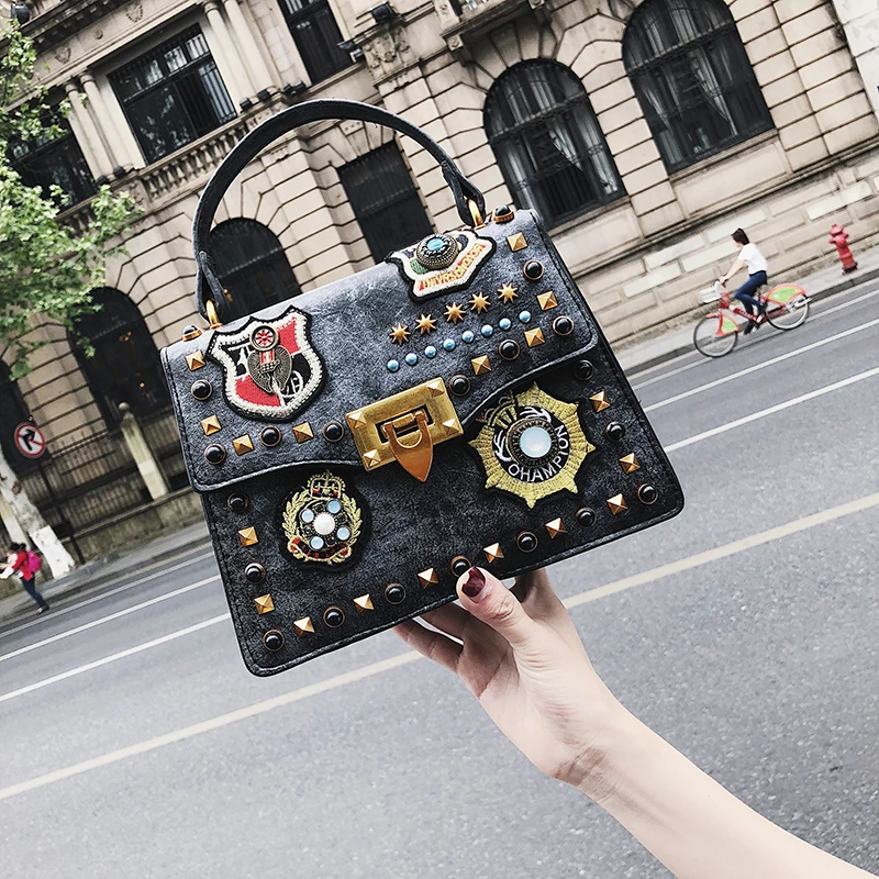 

2018 Luxury Brand Designer Handbag Women Bag Vintage Badge Small Shoulder Crossbody Bags For Girls Messenger Bags Bolsa Feminina