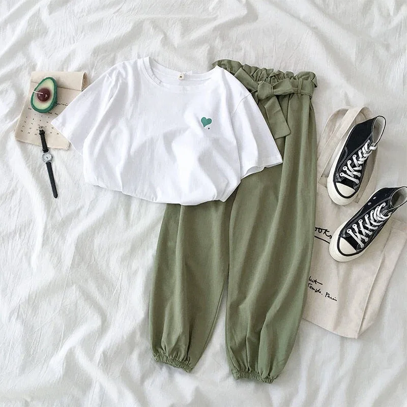 

2019 Summer Womens Two-Piece set Korean Fashion Casual Heart Shape Graphic Embroidered Top + Bow Belt Pants Women 2 Piece Sets