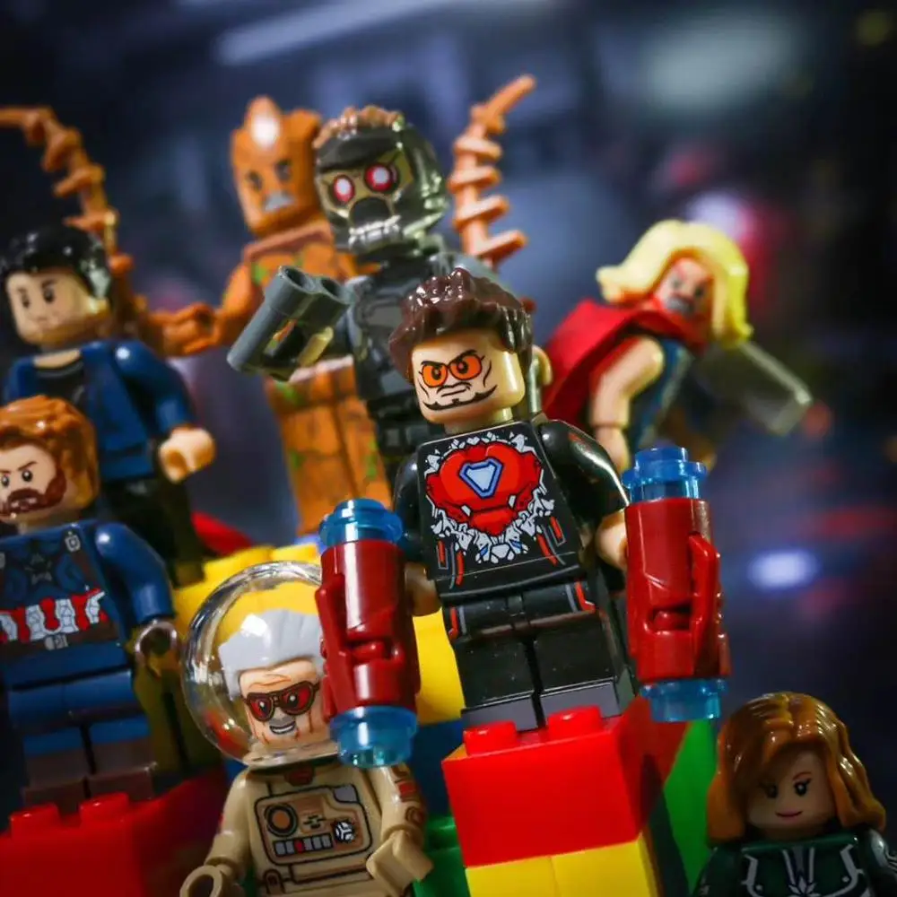 

Infinity War Marvel Figures Captain Marvel Ronan Ant-Man Spiderman Iron Man LEGOINGLYS Building Blocks Mini Bricks Children Toys