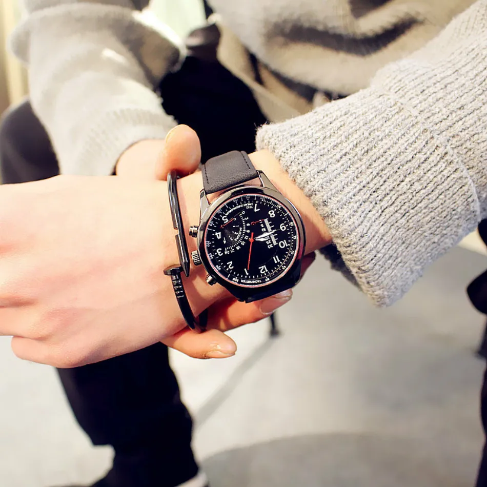 

Quartz Pu Strap Military Watch Tide Male Outdoor Sports Large Dial Decorative Fashion Student Wristwatch Male Clock Gift for Man