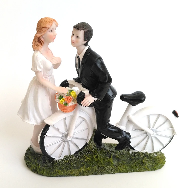 をキス上記自転車ウェディングケーキトッパー装飾結婚式の装飾用品ケーキスタンド結婚式花嫁と花婿人形 Bride And Groom Bride And Groom Dollswedding Bride And Groom Aliexpress