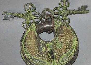 

lucky chinese dynasty palace bronze 2 Goldfish fish statue Door Locks Keys