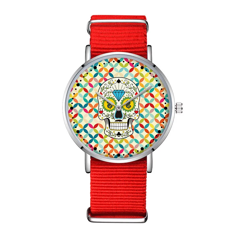 Horloges человек Verwisselbare нейлоновый ремешок Lederen Geaccepteerd Heren Kleurrijke Achtergrond Schedel Horloge