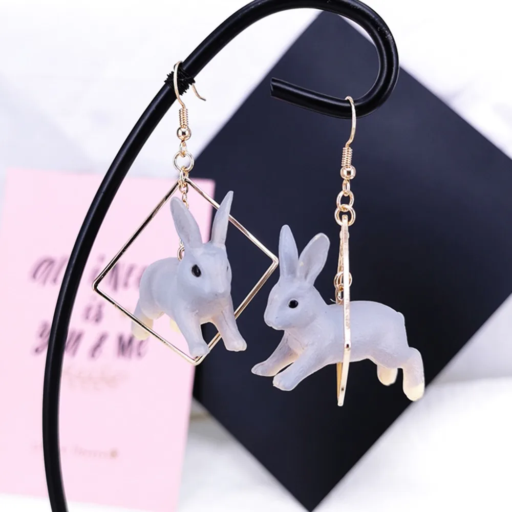 298400_no-logo_298400-1-04