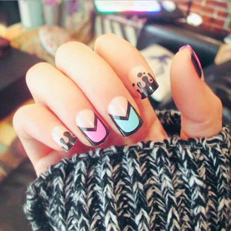 

Fashion 24pcs/set Multicolor geometry Triangle Finished False nails Short size Square head lady full nail tips art tool bride