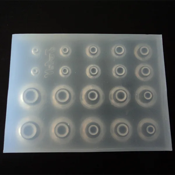 EYE MOULD BACK