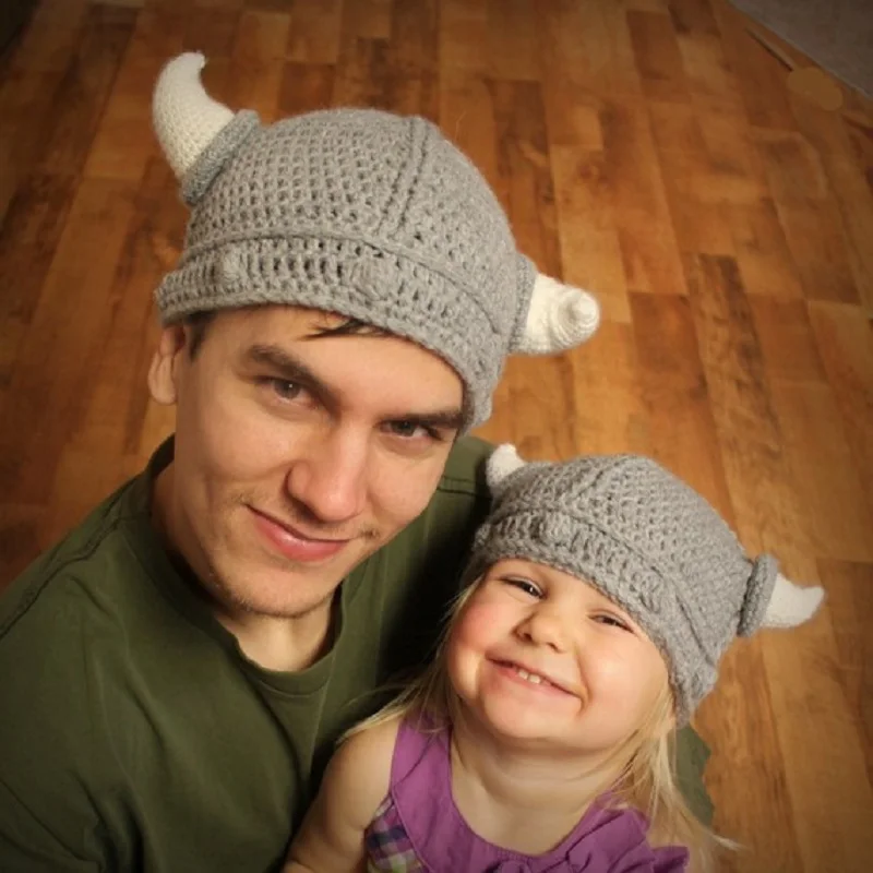 

2018Funny Creative Viking Vikings Hand-Knitted Crochet Face Mask Rome Warrior Knight Crochet Mustache Knitted Helmet Hat Caps